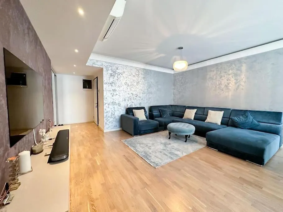 Stunning Apartment Herastrau 3Br Bucharest Romania